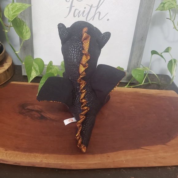 9" Ty Beanie Boo Merlin Dragon Black Orange Shiny 2017 - Picture 4 of 12
